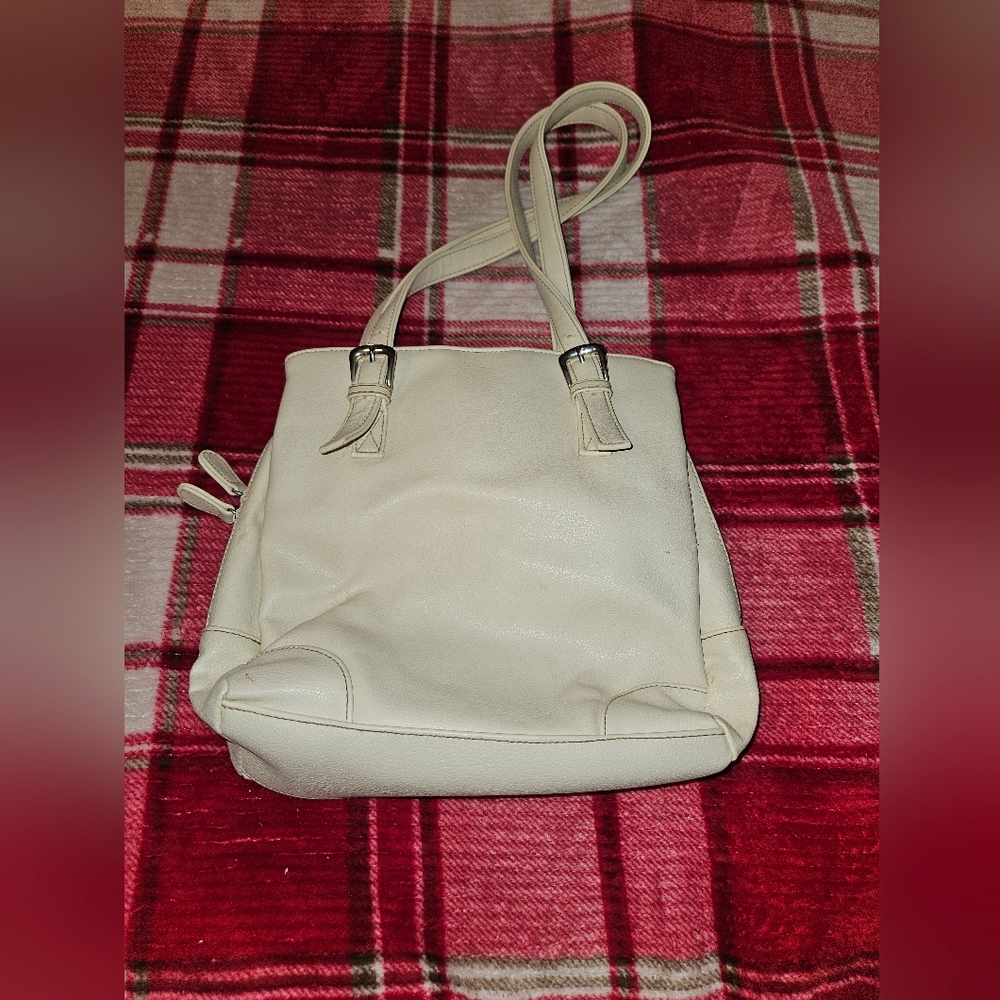 =^100% vinyl cream colored purse - Picture 1 of 11